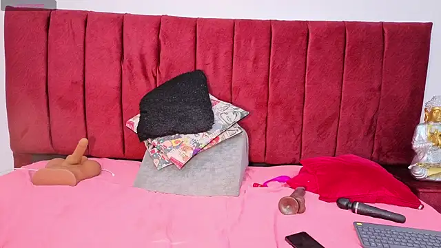 selena_castillo live sex cam