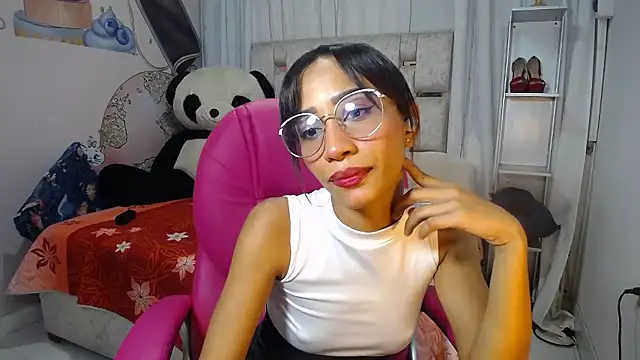 EMMA_SWEETT1's cam snapshot