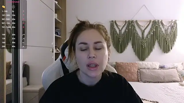 AliceMYs live sex cam