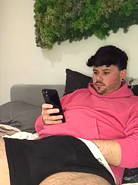 gayboooy_nrw's cam snapshot