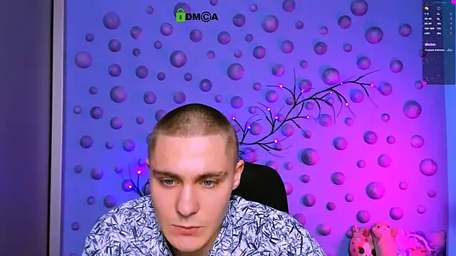 thomas_crow_'s cam snapshot