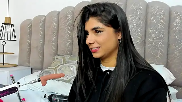 ZiaCalifa's cam snapshot