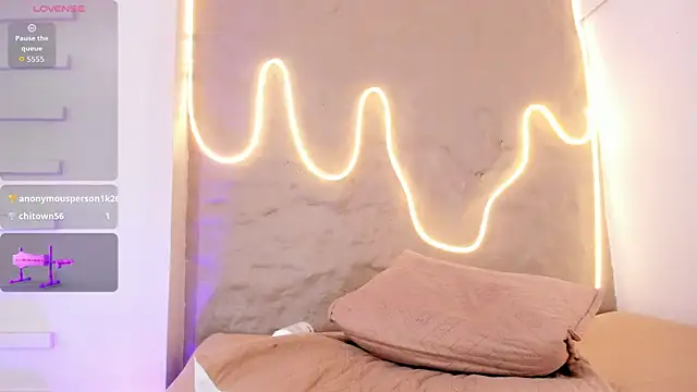 Dulce_Quintana's cam snapshot