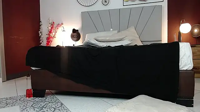 Lolagolden1's cam snapshot