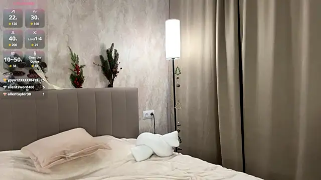 BrightAnnie's cam snapshot