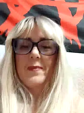 Amelialove42's cam snapshot