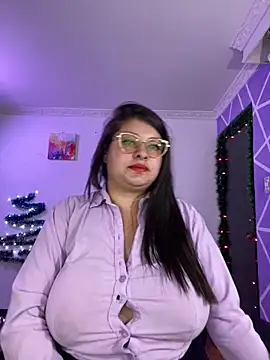 MiiaaJoness's cam snapshot