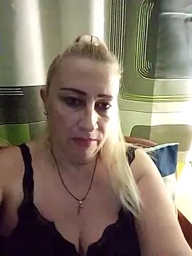 Esenia505's cam snapshot