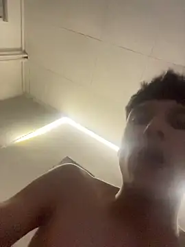 OnlyTyroone live sex cam