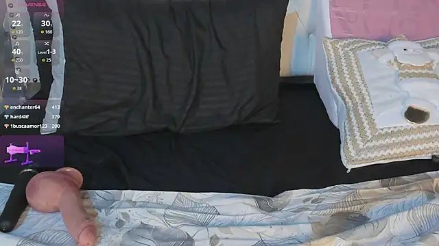 Julia_Martinez_'s cam snapshot