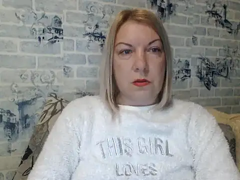 Lillia_Ray's cam snapshot