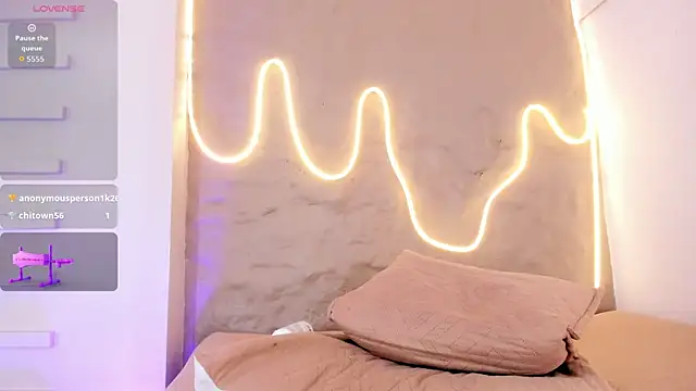 Dulce_Quintana's cam snapshot