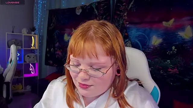 LottieReed's cam snapshot