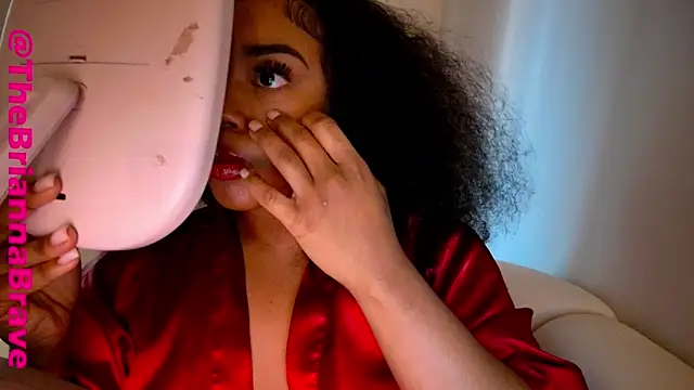 BriannaBrave live sex cam