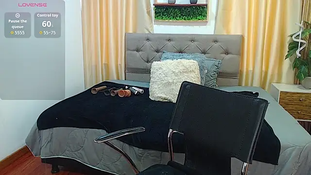 sasi_luna's cam snapshot