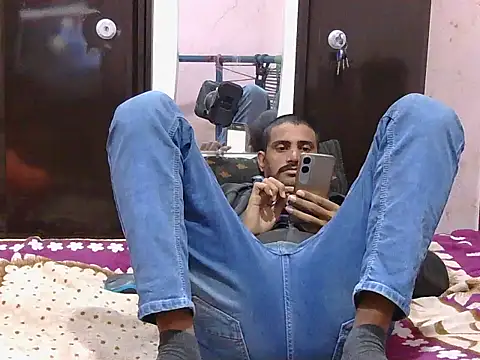 HotXKrish's cam snapshot