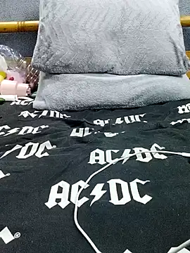 yazin19's cam snapshot