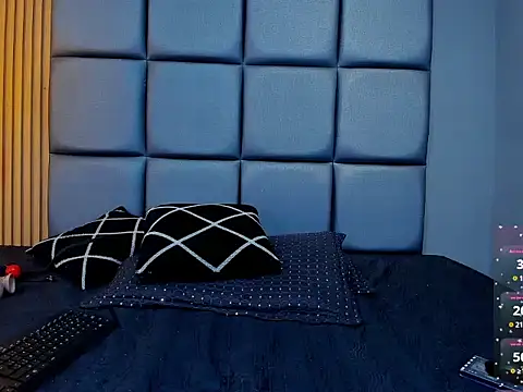 PAMELA-SMIITH's cam snapshot