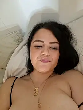 Xladycharme's cam snapshot