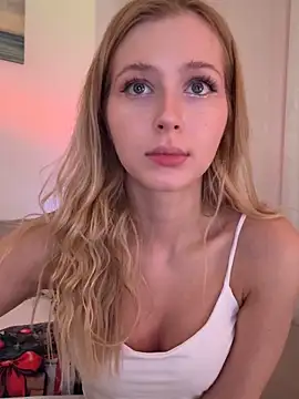 LunaRase's cam snapshot