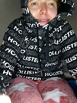 kinkyginger23's cam snapshot