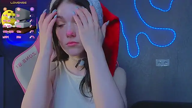 Sophie_SkyAngel's cam snapshot