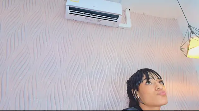 Vero_Temptation live sex cam