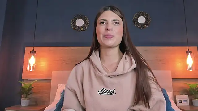 SusanAdams1's cam snapshot