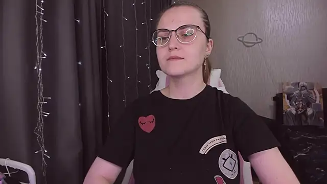 MissBrightShine's cam snapshot