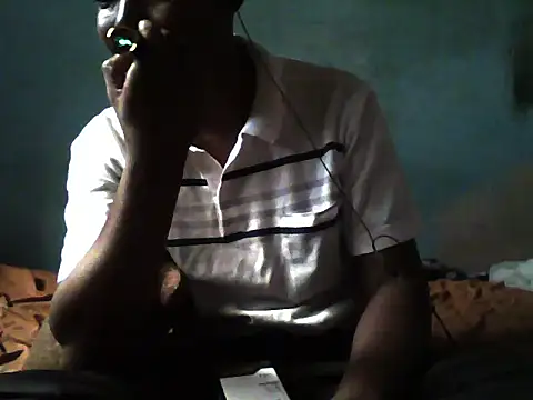 little__joy's cam snapshot