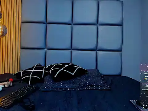 PAMELA-SMIITH's cam snapshot