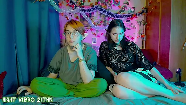 TrickyKitsune's cam snapshot