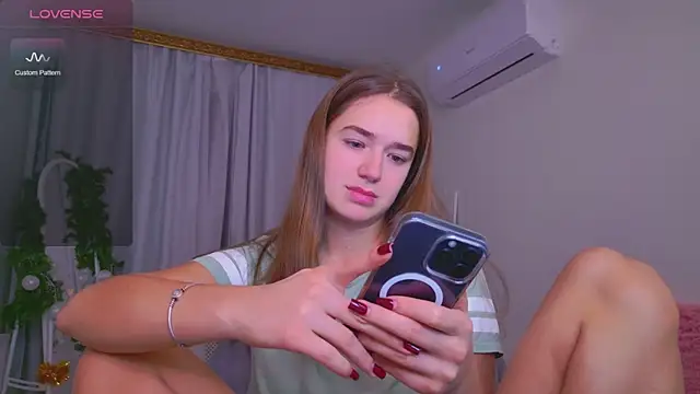 LovelyJessie's cam snapshot