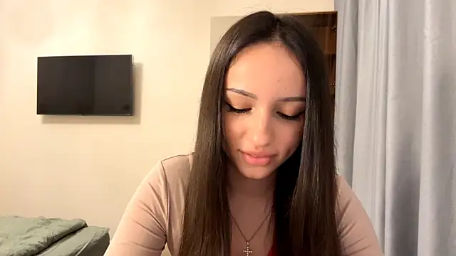 MinervaShetrawski's cam snapshot