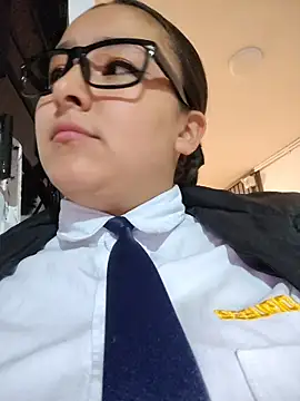 Cute_Penelope's cam snapshot