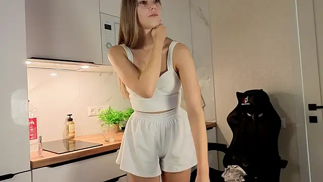 angel_lin's cam snapshot