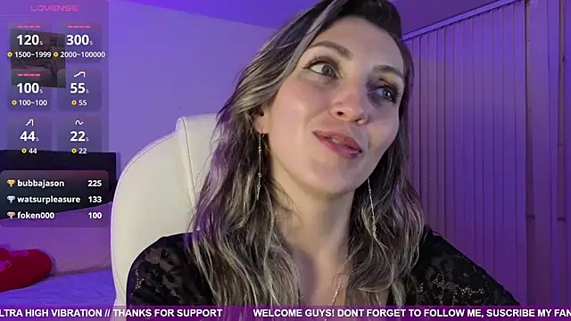 anny_sweet72's cam snapshot