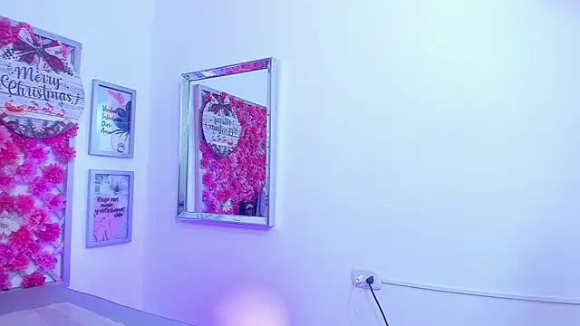 hannah_miller_1's cam snapshot