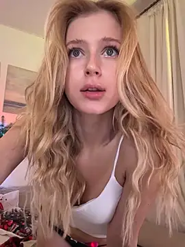 LunaRase's cam snapshot