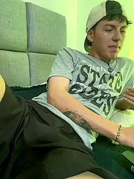 NaytonFreeman's cam snapshot