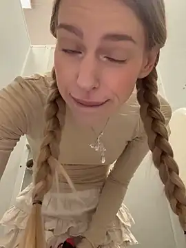 kira_mia's cam snapshot