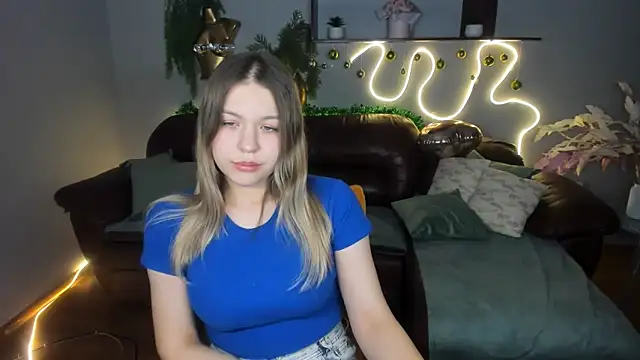 SimaHeaven's cam snapshot