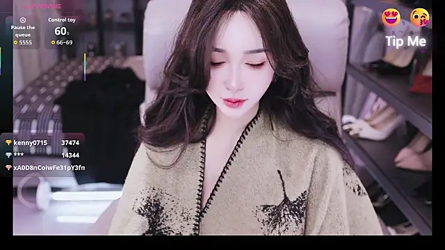 Liora-'s cam snapshot