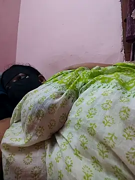 pujapujarrrr's cam snapshot