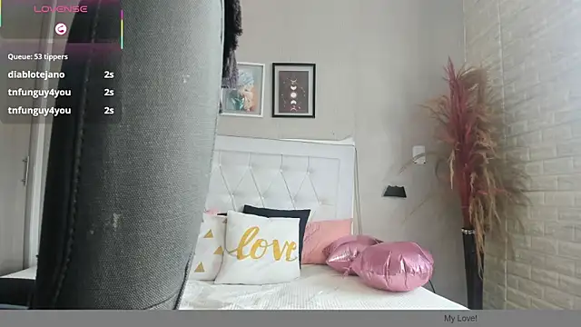 karol__miller's cam snapshot