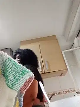 Brunnet_Doll's cam snapshot