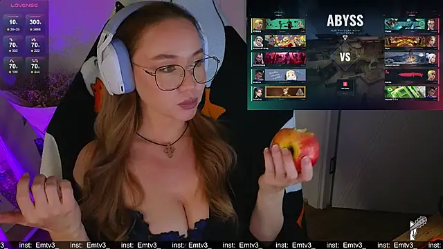 Emili1- live sex cam