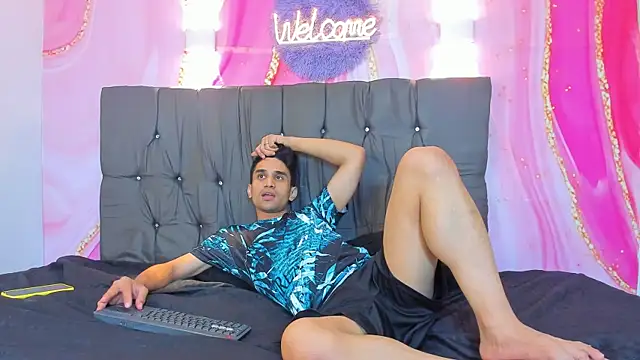 Hot_Boys_69 live sex cam