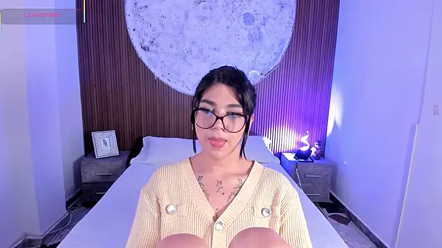 RoseCassie live sex cam