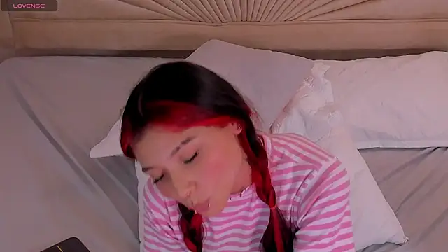 Emma_duff's cam snapshot